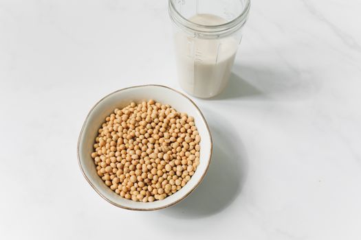 · cup of vegetable milk (i used soya, but use whatever you have)