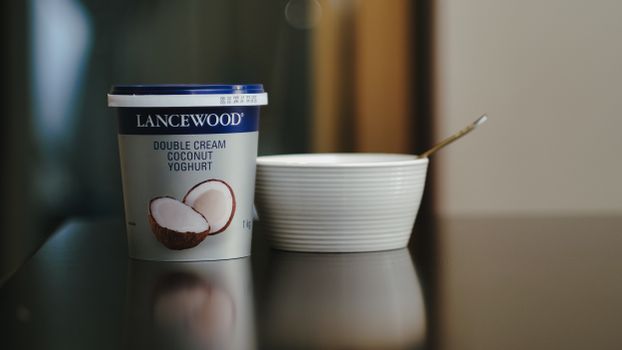 1 cup of vegetable yogurt (i also used one with coconut, but it can be any)