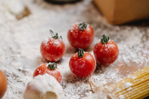 2 cans of perite tomatoes
