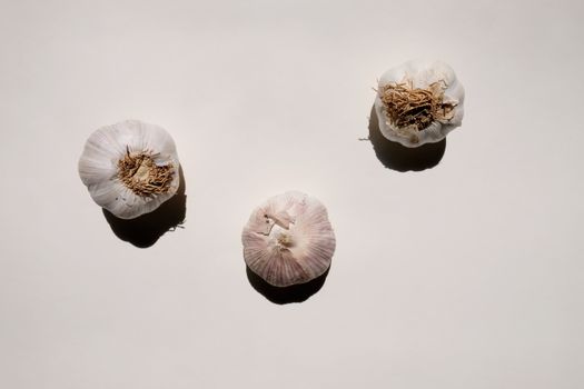 2 garlic teeth