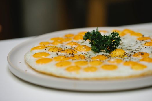 a classic "egg" taste)