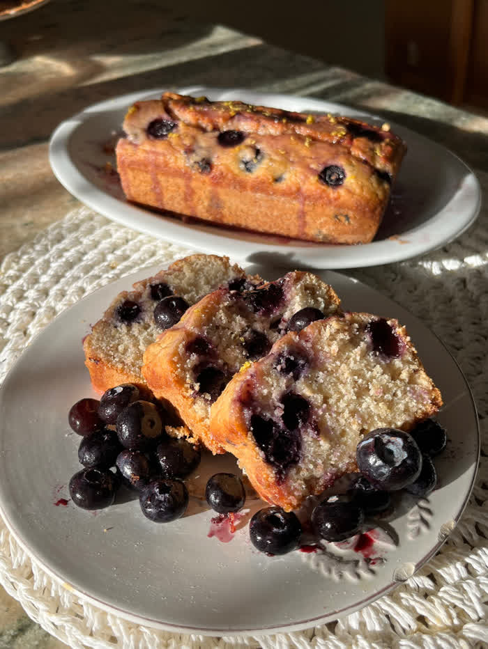 Lemon and cranberry pudding